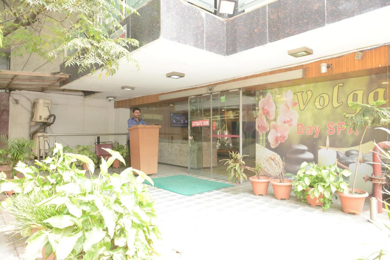 Hotel Balsons Continental New Delhi Exterior photo